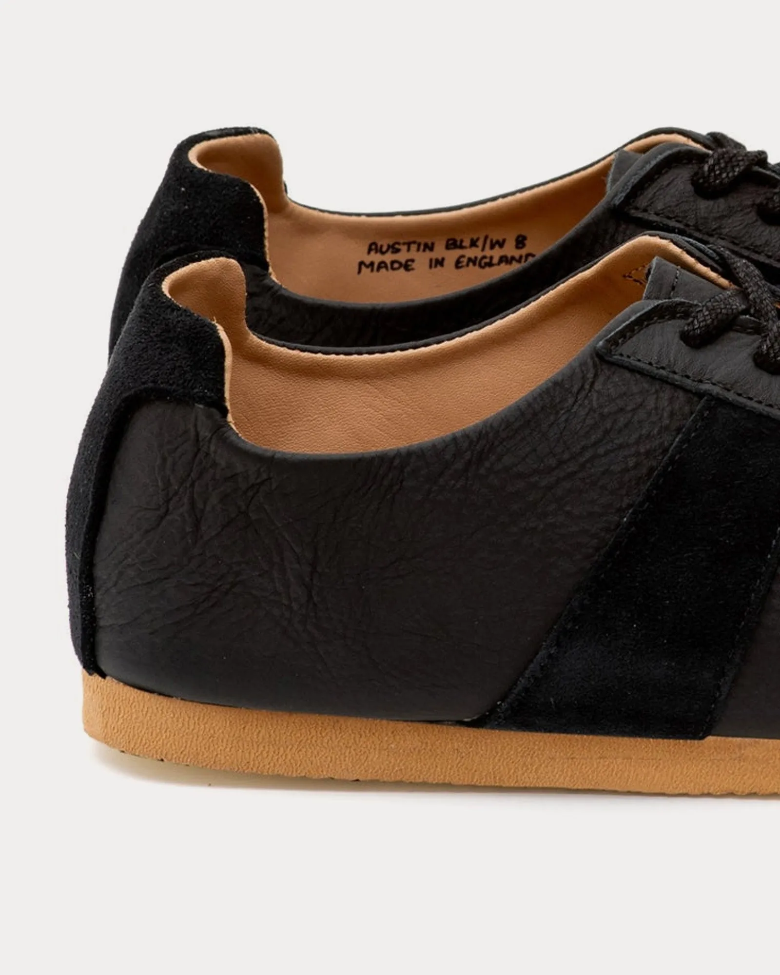 Adnitt Gat Calf Leather with Gum Soles Black Low Top Sneakers
