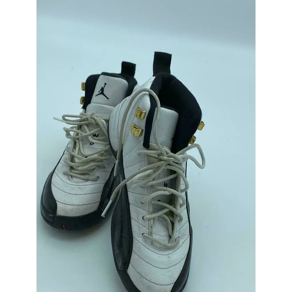 AIR JORDAN 12 RETRO SIZE 4.5 YOUTH "TAXI" 2013 - BLACK WHITE