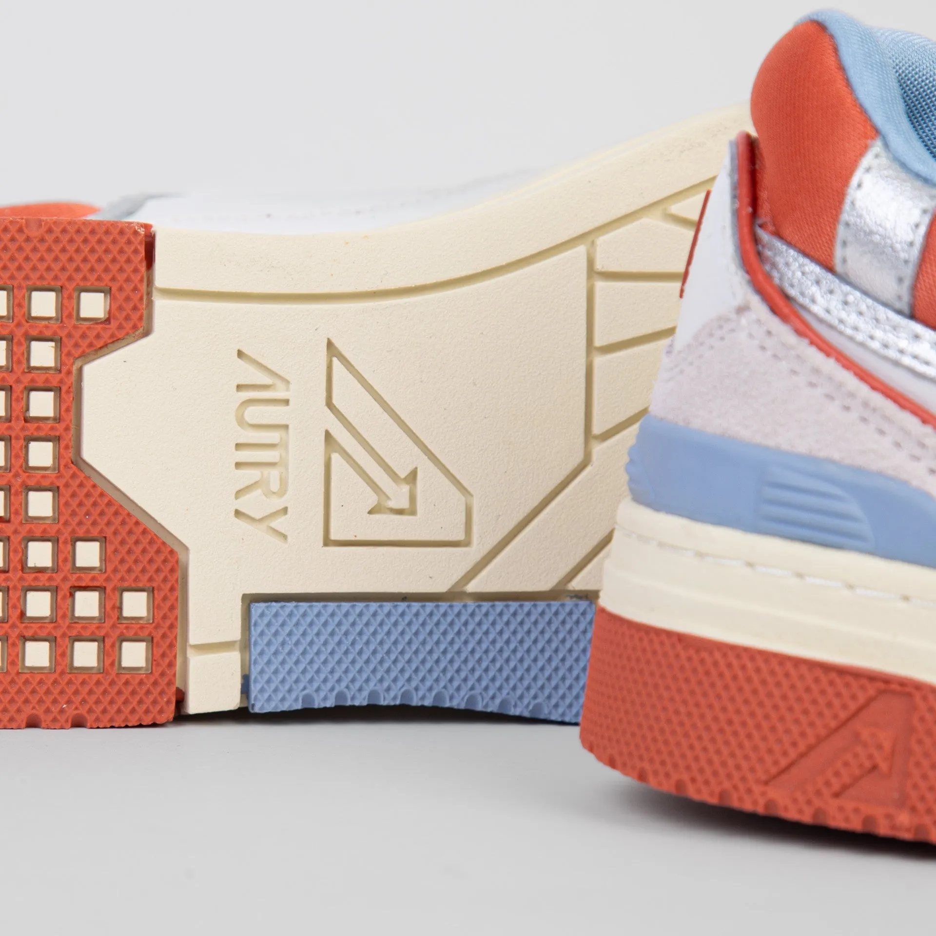 AUTRY SNEAKERS ROLW-MC 05