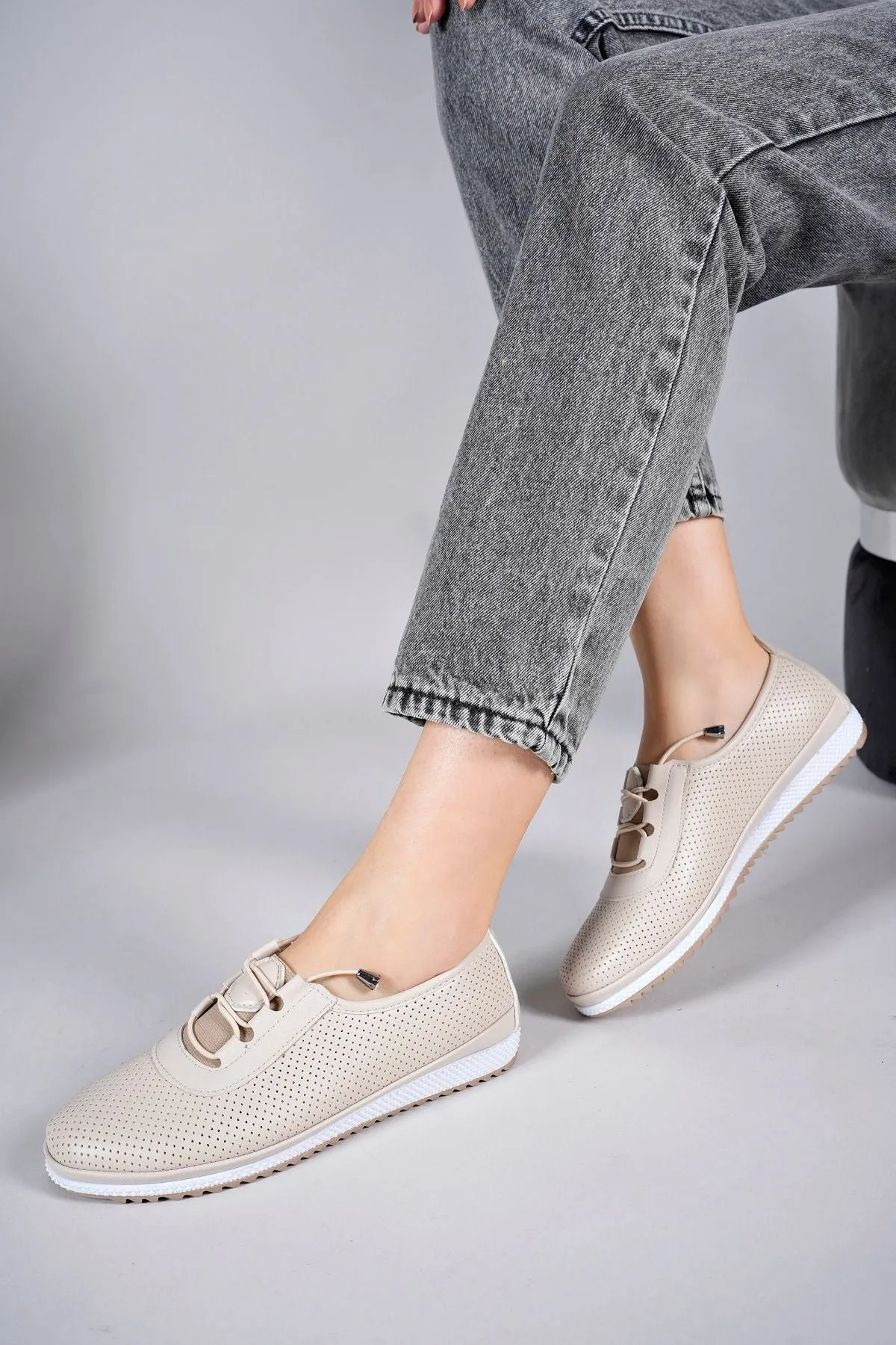 ByLlaion Women's Daily Shoes 001281 Cream