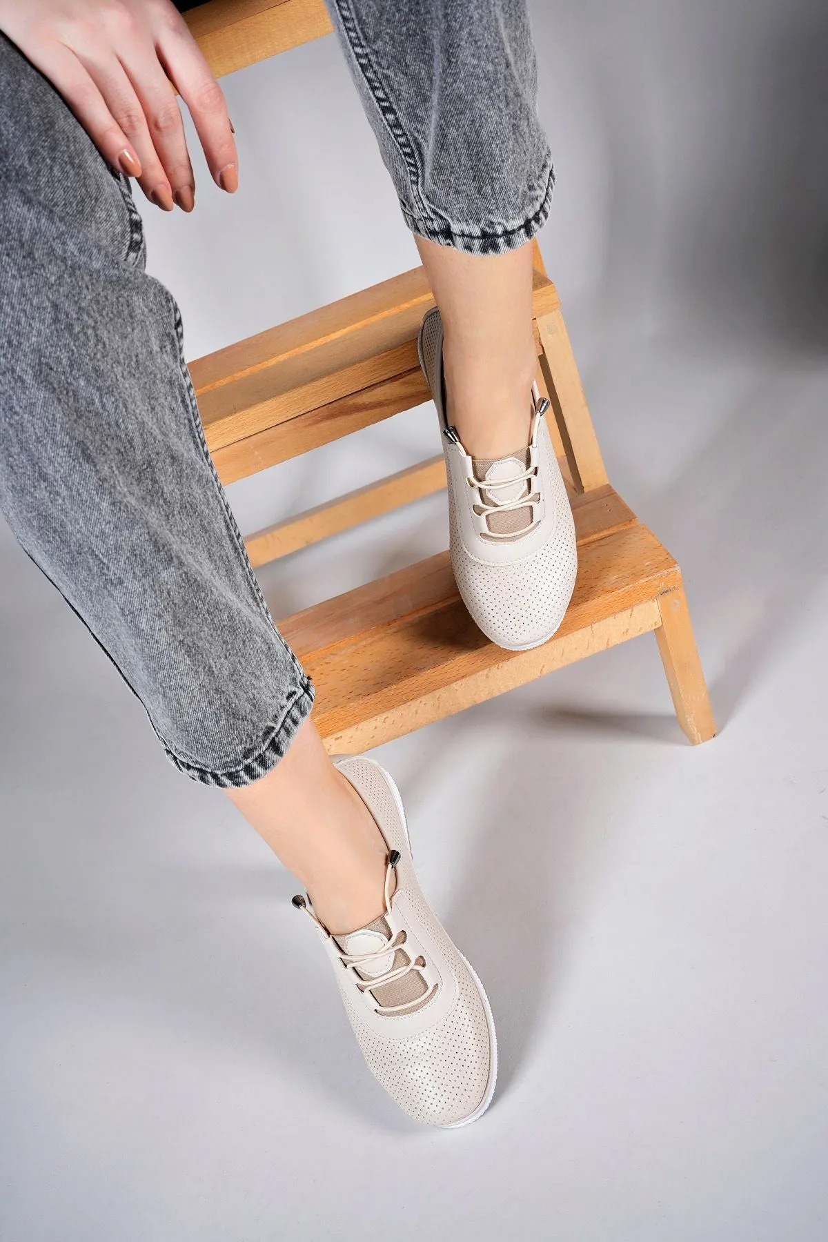 ByLlaion Women's Daily Shoes 001281 Cream