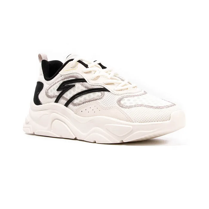 CASUAL SHOES