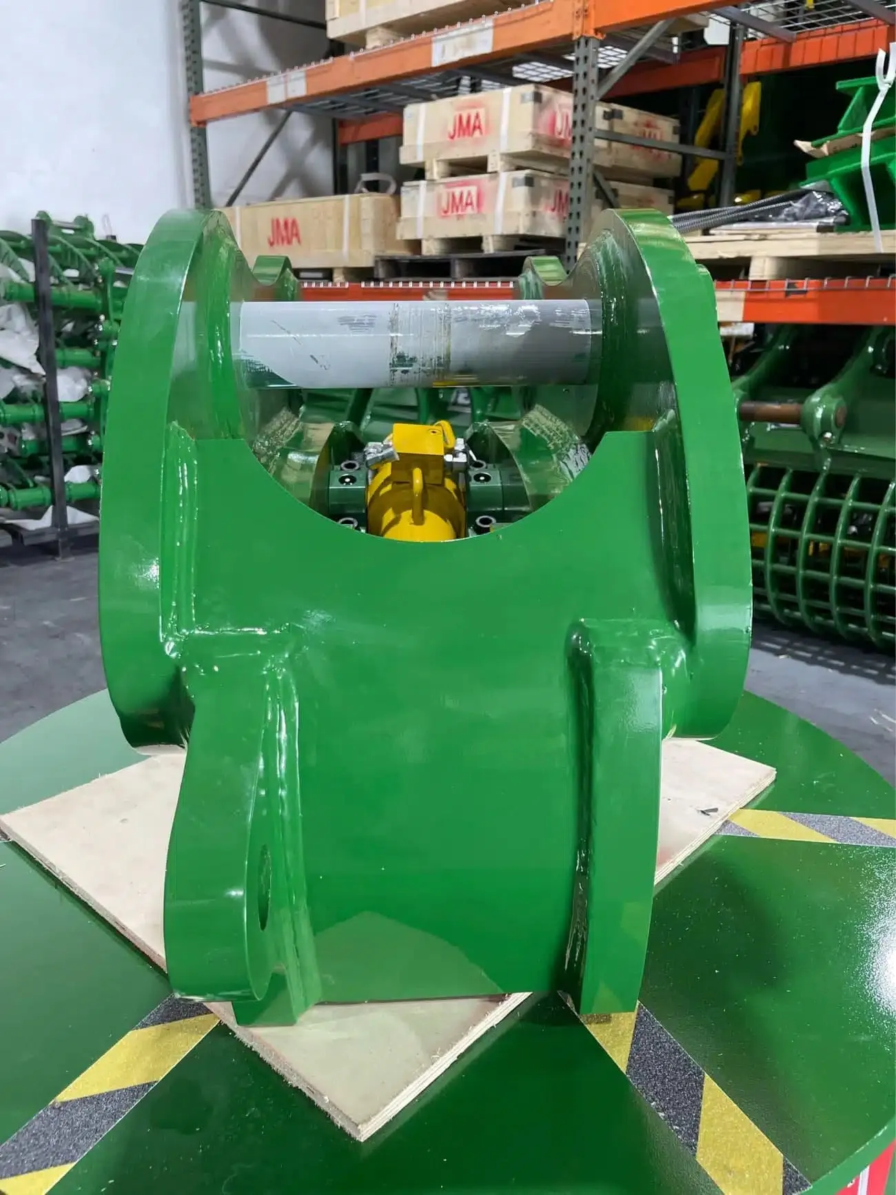 JMA Attachments Dual Lock Hydraulic Quick Coupler | Pin Size 70mm | For 15 – 18 Tons Excavators
