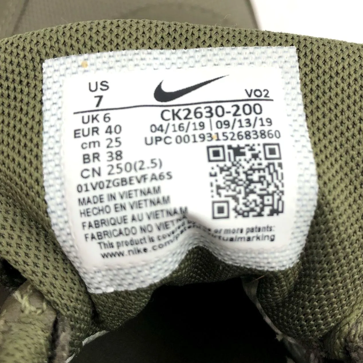 Nike Air Force 1 Gore-Tex Low 'Medium Olive' Men's Green Sneakers - Sz 7 ( COA)