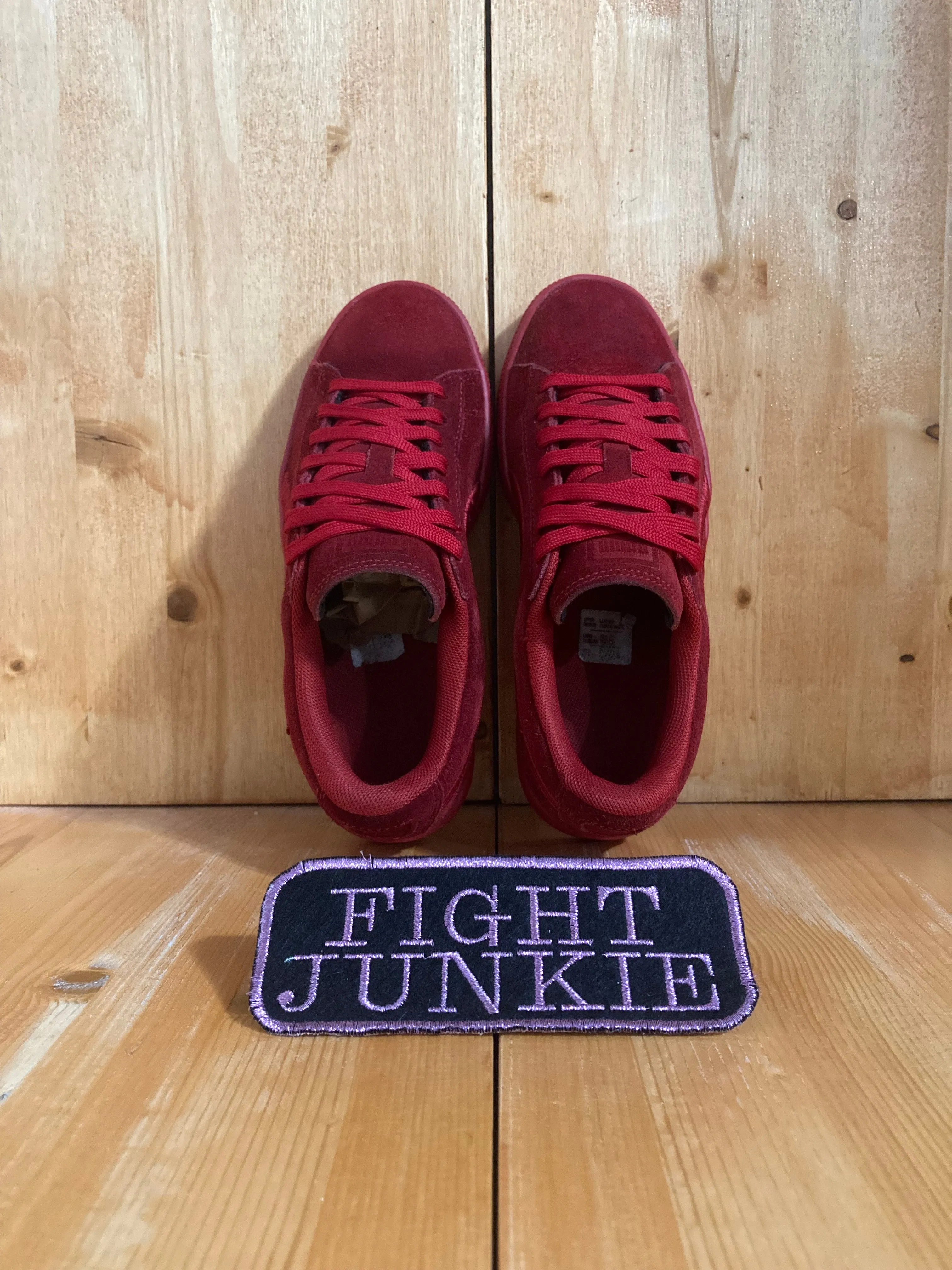 PUMA CLASSIC BADGE Youth Size 4.5 Suede Shoes Sneakers Triple Red 36295116