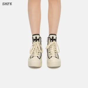 Retro College High Top Board Shoes White