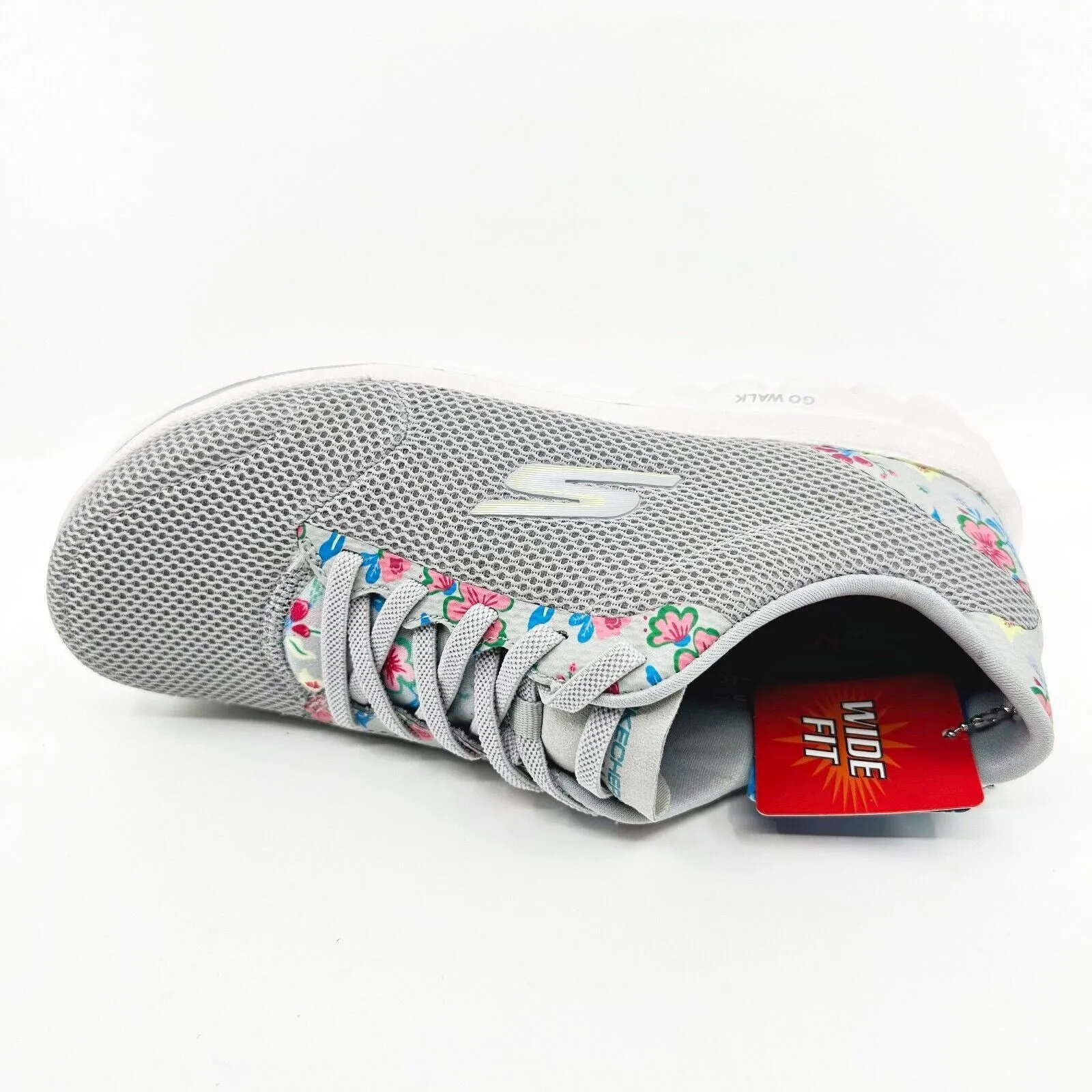 Skechers Go Walk Classic Cream Gray Womens Wide Athletic Sneakers