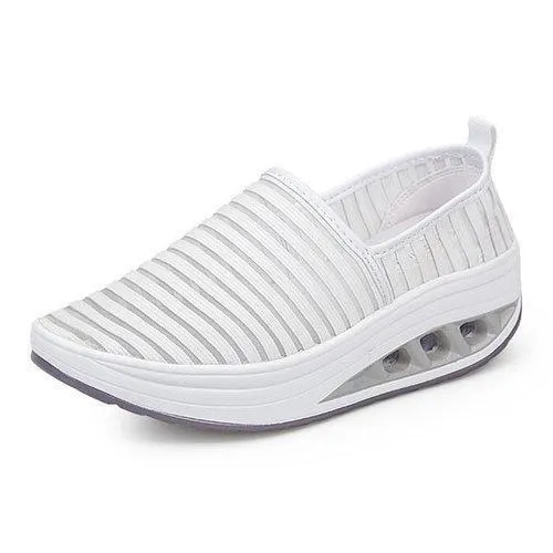 Stripe Elastic Mesh Rocker Sole Shake Shoes For Women