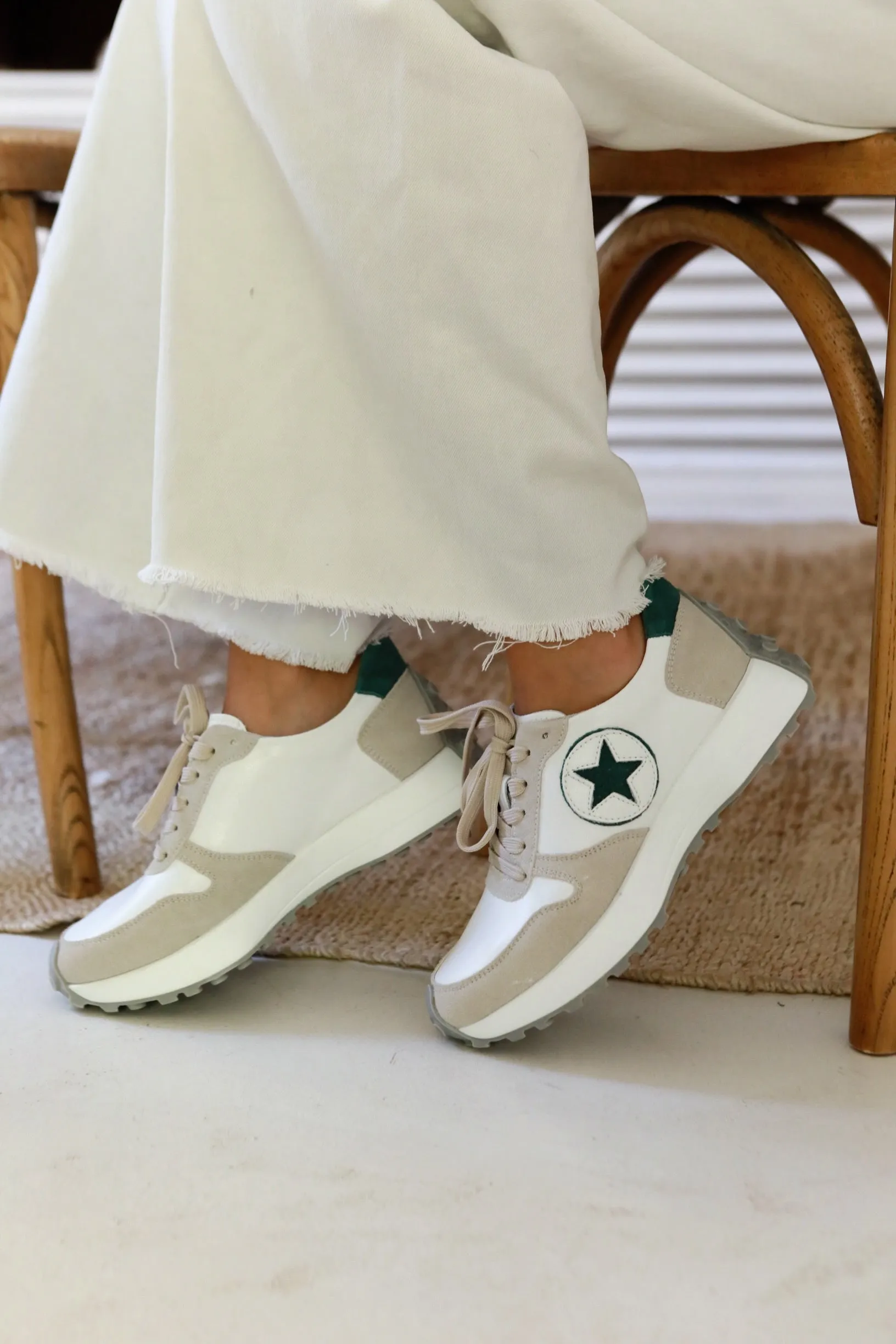 Tucker Sneaker White Beige & Green Star